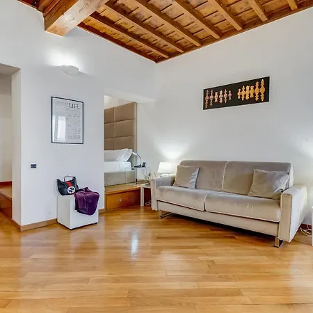 Διαμέρισμα Barberini Exclusive Loft